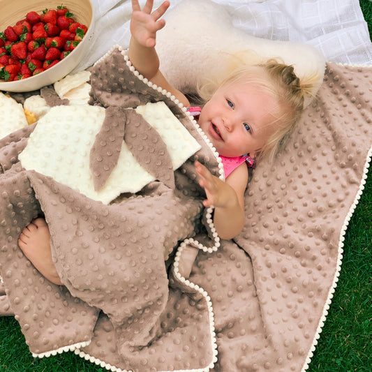 2-in-1 Baby Blanket with Comforter — Cappuccino